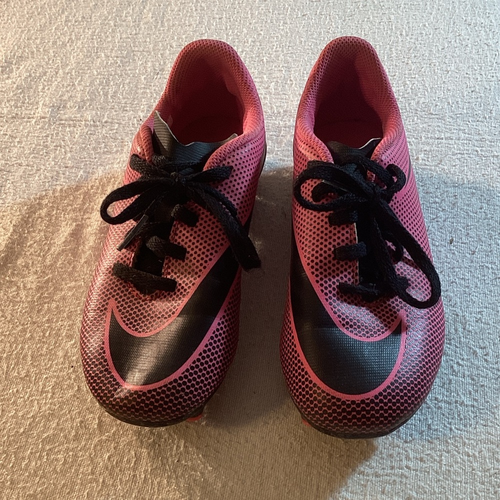 Nike Kids Soccer Cleats Pink and Black